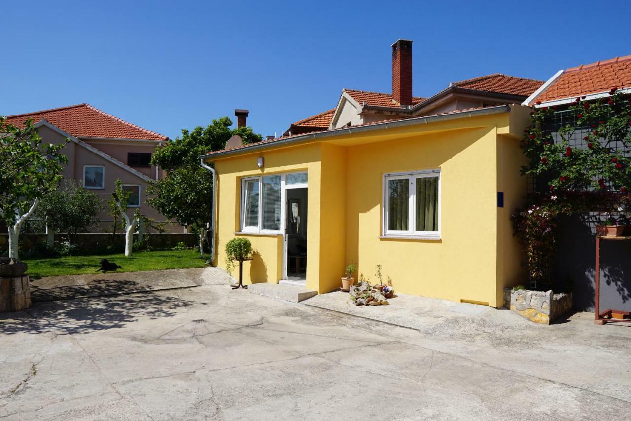 Апартаменти Apartman Cro Garden Задар Екстер'єр фото