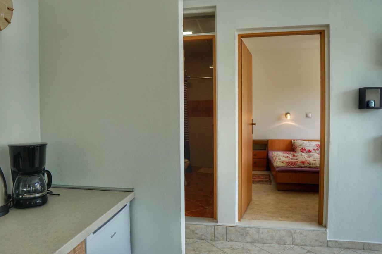 Апартаменти Apartman Cro Garden Задар Екстер'єр фото